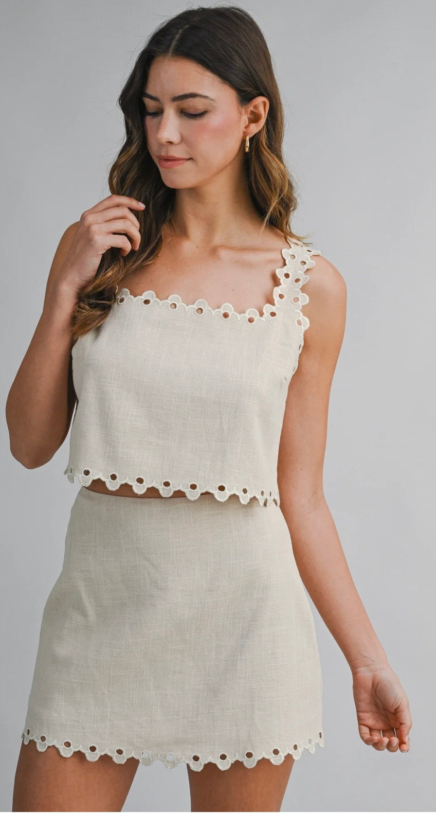 Linen scalloped set