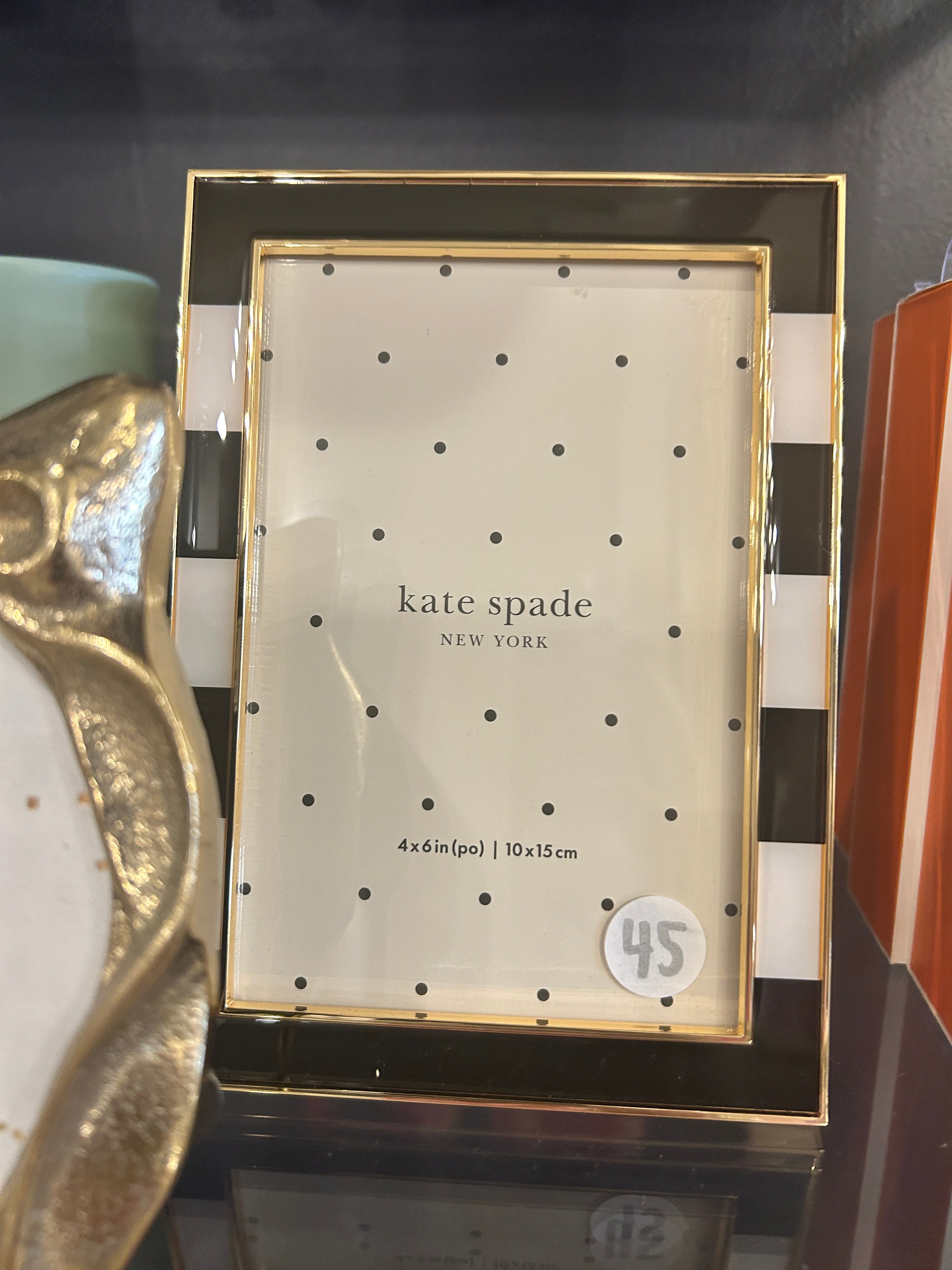Black & white stripe frame