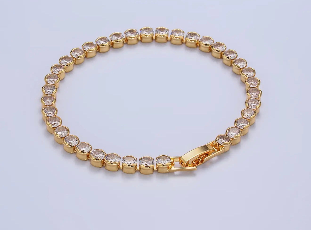 Diamond tennis bracelet