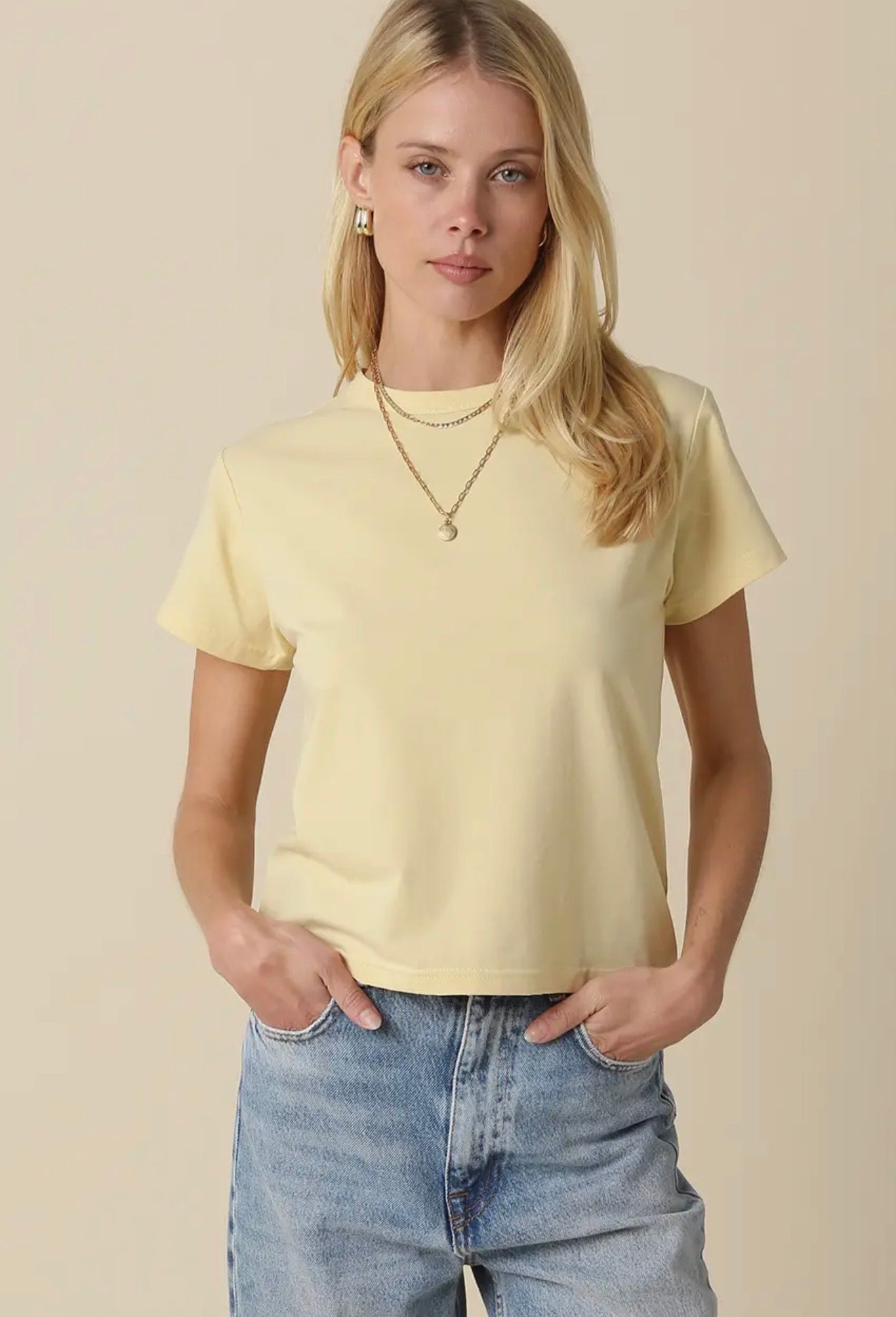 Butter yellow t-shirt
