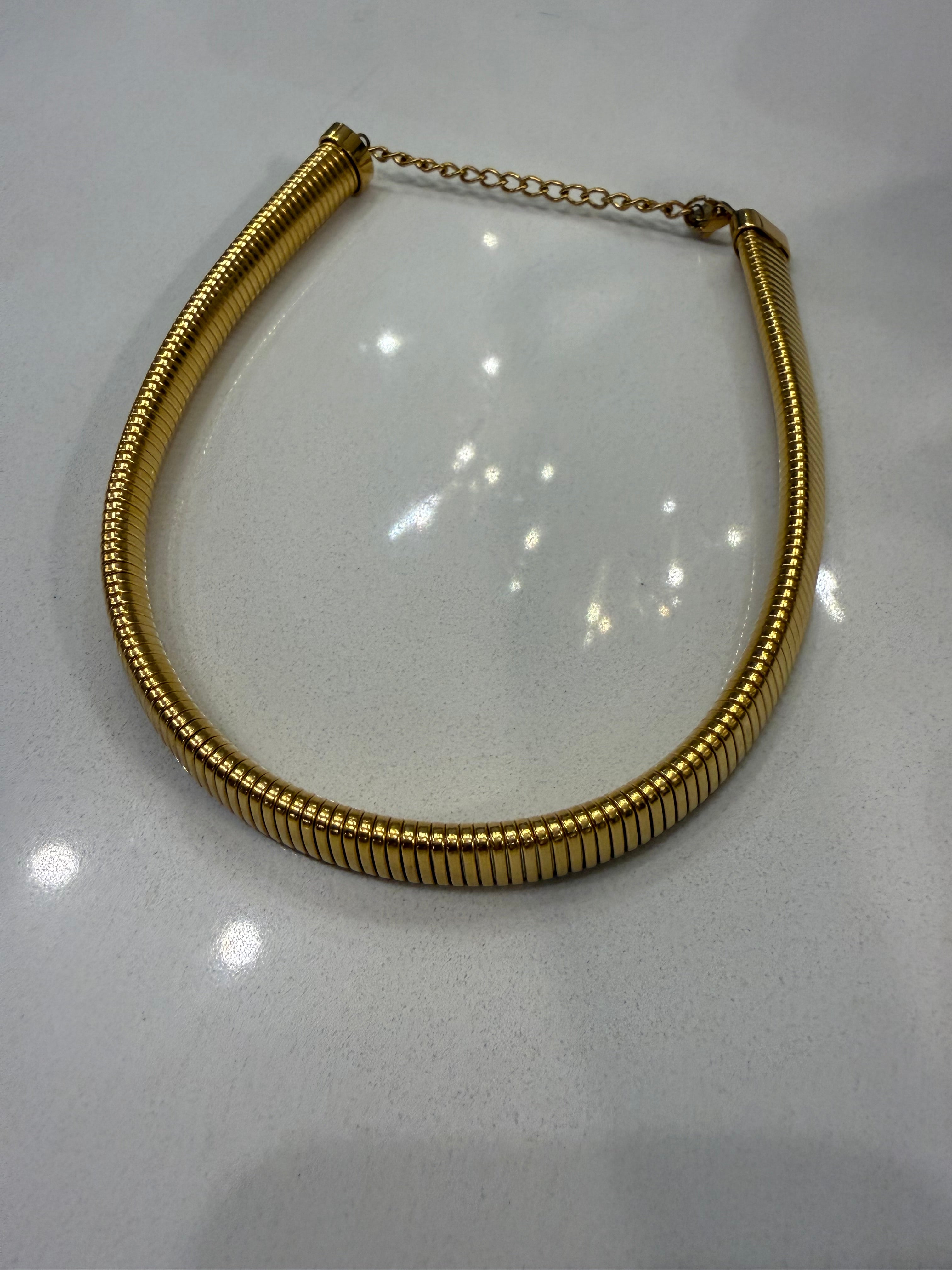 Gold choker