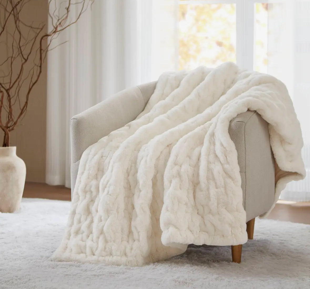 Ivory Soft Ruched Throw