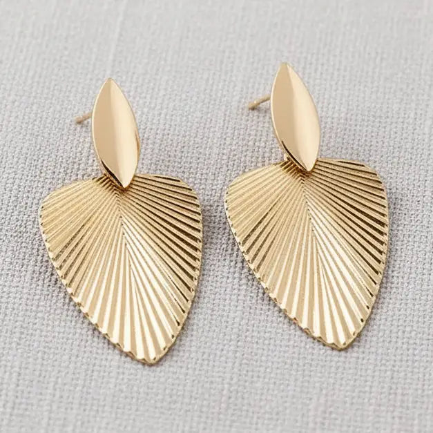 Gold Leaf Filigree Drop Earrings