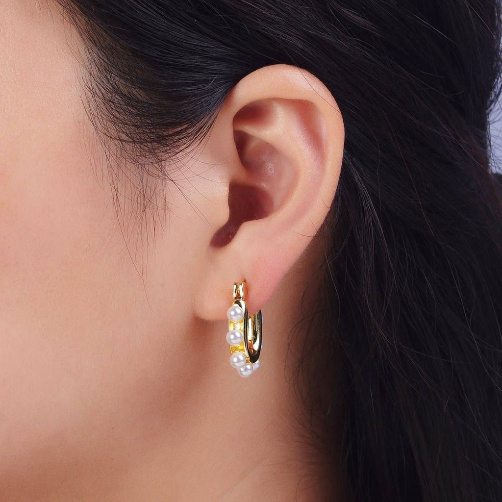Pearl Lined U-Shaped Earrings
